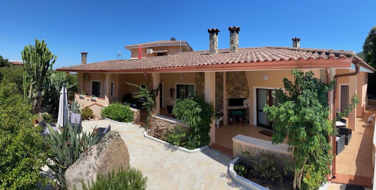 Casa Mariluka Bed & Breakfast Capoterra Luaran gambar