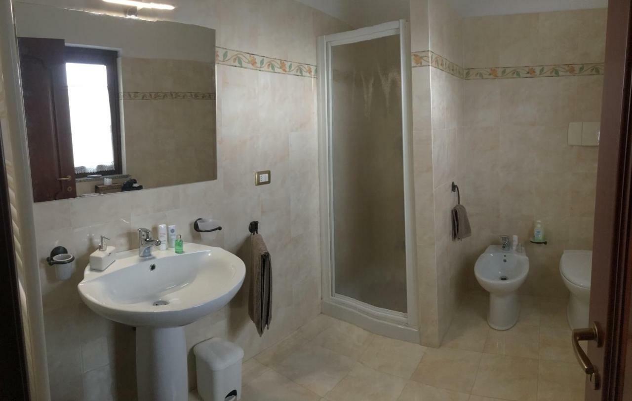 Casa Mariluka Bed & Breakfast Capoterra Luaran gambar