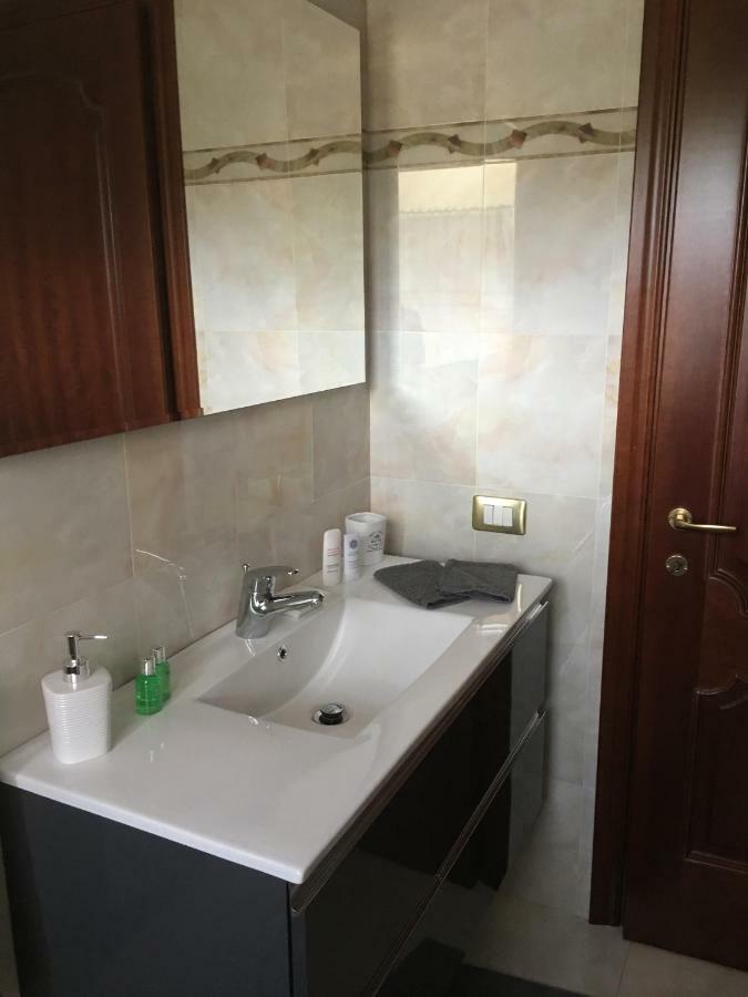 Casa Mariluka Bed & Breakfast Capoterra Luaran gambar